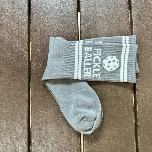 NWOT PICKLE BALLER Crew Socks Pickle Ball One Size - Picture 4 of 4
